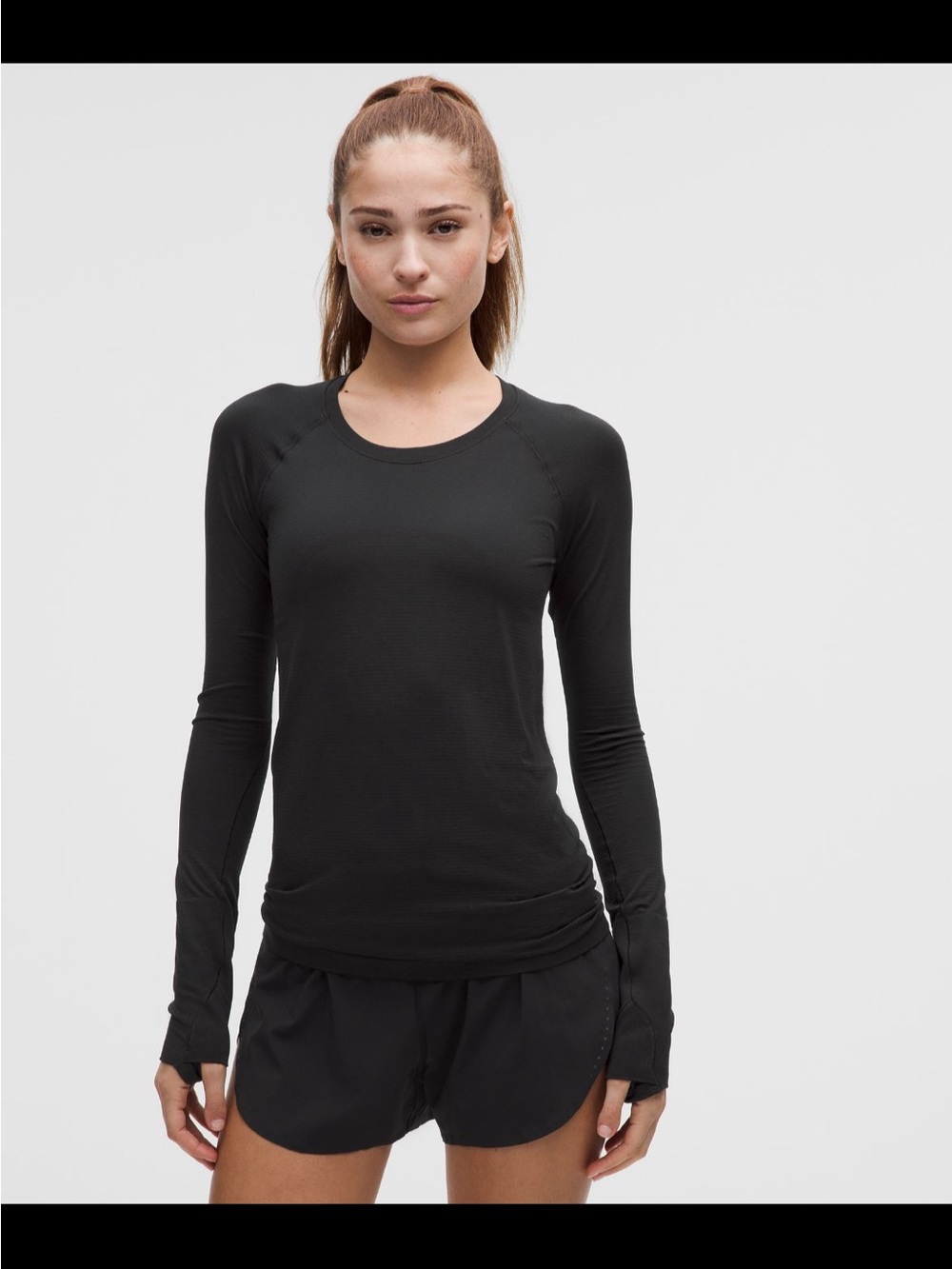 Lululemon Swiftly Tech Long-Sleeve Shirt
Hip Length size 6 in black